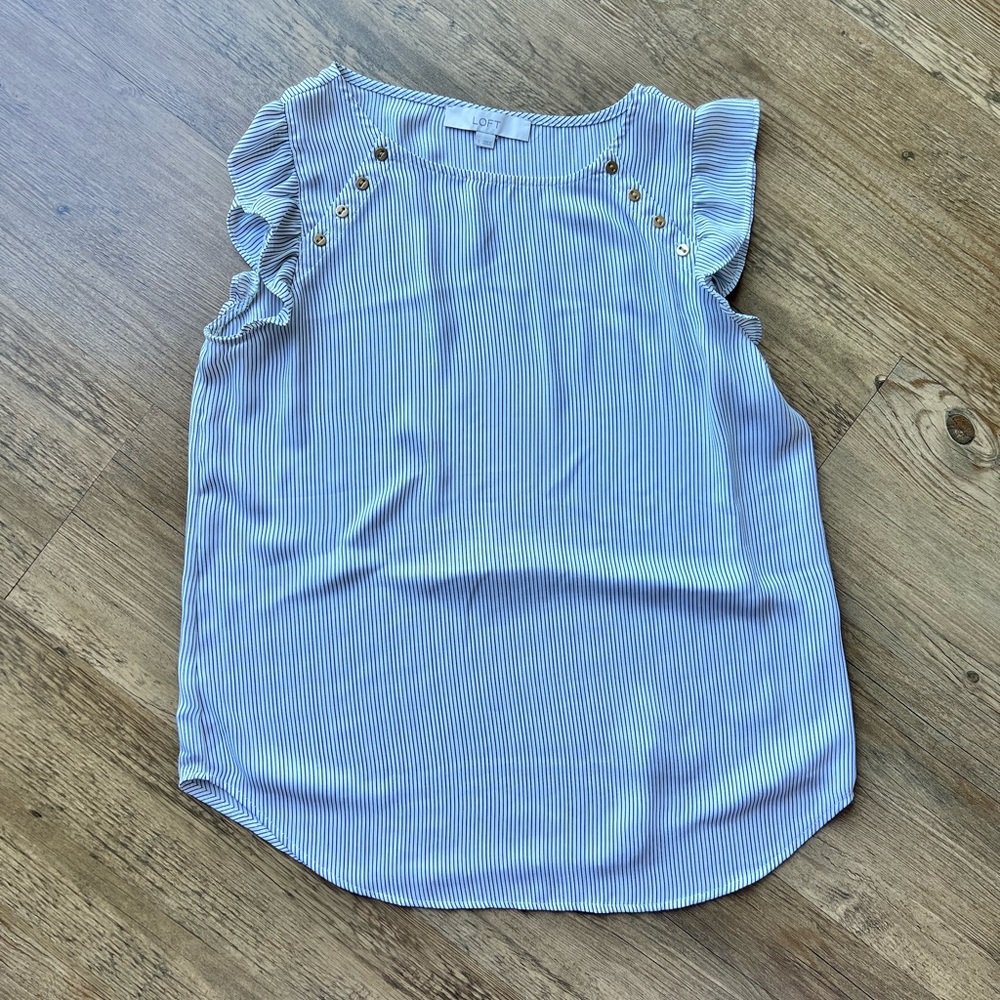 Loft blouse size small